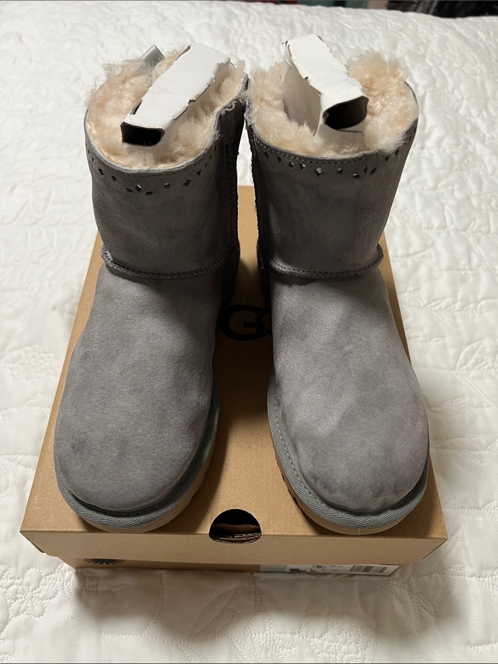 UGG Women's Short Suede Boots in Gray with Shearling